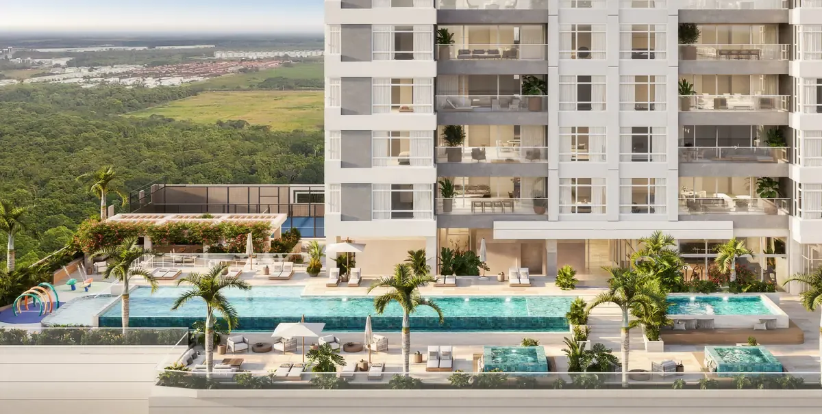 Vista aérea del área de amenidades de Guayacán en Santa María, con piscinas, jacuzzis, splash park y cancha de pádel